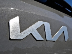 Used 2022  Kia Telluride EX AWD at Peters Auto Mall near High Point&comma; NC