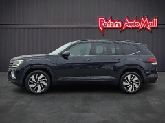 Used 2024  Volkswagen Atlas 2&period;0T SE w&sol;Technology FWD at Peters Auto Mall near High Point&comma; NC