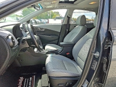 Used 2021  Hyundai Kona Limited DCT AWD at Peters Auto Mall near High Point, NC