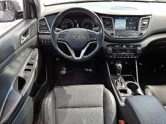 Used 2018  Hyundai Tucson 4d SUV FWD Limited at Peters Auto Mall near High Point&comma; NC