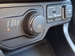 Used 2019 Jeep Renegade 4d SUV 4WD Sport at Peters Auto Mall near High Point, NC