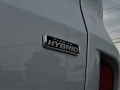 Used 2025  Ford Escape PHEV FWD at Peters Auto Mall near High Point&comma; NC