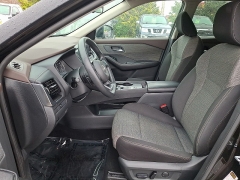 Used 2022  Nissan Rogue FWD SV at Peters Auto Mall near High Point&comma; NC