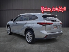 Used 2022  Toyota Highlander Limited AWD at Peters Auto Mall near High Point&comma; NC