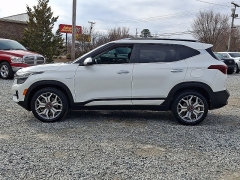 Used 2021  Kia Seltos 4d SUV AWD SX Turbo at Peters Auto Mall near High Point&comma; NC