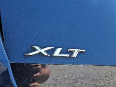 Used 2024  Ford Explorer XLT 4WD at Peters Auto Mall near High Point&comma; NC
