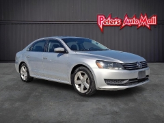  2013 Volkswagen Passat 4d Sedan SE Auto/PZEV at Peters Auto Mall near High Point, NC