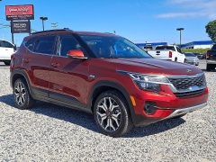  2021 Kia Seltos 4d SUV AWD S Turbo at Peters Auto Mall near High Point, NC