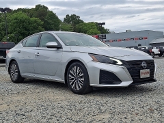  2023 Nissan Altima 2.5 SV Sedan at Peters Auto Mall near High Point, NC