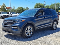Used 2024  Ford Explorer XLT 4WD at Peters Auto Mall near High Point&comma; NC