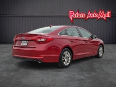 Used 2017  Hyundai Sonata 4d Sedan at Peters Auto Mall near High Point&comma; NC