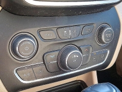 Used 2020  Jeep Cherokee 4d SUV FWD Latitude 2.4L at Peters Auto Mall near High Point, NC