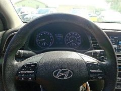 Used 2020 Hyundai Elantra 4d Sedan SEL at Peters Auto Mall near High Point, NC