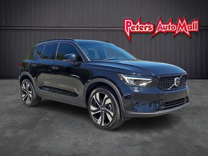 Used 2023 Volvo XC40 B5 AWD Plus Dark Theme at Peters Auto Mall near High Point, NC