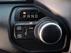 Used 2024  Ram 2500 4WD Big Horn Crew Cab 6'4" Box at Peters Auto Mall near High Point&comma; NC