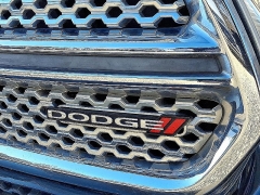 Used 2024  Volkswagen Atlas 2&period;0T SE w&sol;Technology FWD at Peters Auto Mall near High Point&comma; NC