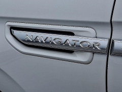 Used 2020 Lincoln Navigator 4d SUV 4WD Reserve at Peters Auto Mall near High Point, NC