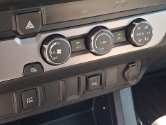 Used 2020  Toyota Tacoma 2WD Access Cab SR at Peters Auto Mall near High Point&comma; NC