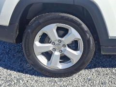 Used 2019  Jeep Compass 4d SUV FWD Latitude at Peters Auto Mall near High Point, NC