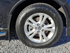 Used 2024  Volkswagen Atlas 2&period;0T SE w&sol;Technology FWD at Peters Auto Mall near High Point&comma; NC