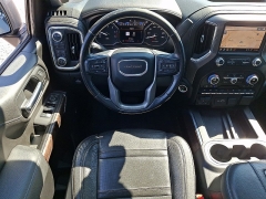 Used 2021  GMC Sierra 1500 4WD Crew Cab 147" Denali at Peters Auto Mall near High Point&comma; NC