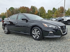 Used 2020  Nissan Altima 4d Sedan FWD 2.5L S at Peters Auto Mall near High Point, NC