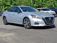  2021 Nissan Altima 2.5 SR Sedan at Peters Auto Mall near High Point, NC