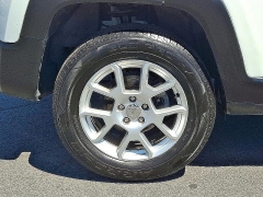 Used 2019 Jeep Renegade 4d SUV 4WD Sport at Peters Auto Mall near High Point, NC
