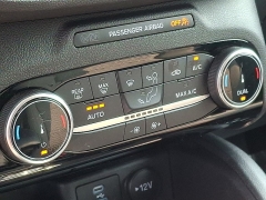 Used 2022  Ford Escape SE AWD at Peters Auto Mall near High Point&comma; NC
