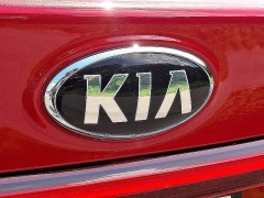 Used 2020 Kia Forte 4d Sedan LXS at Peters Auto Mall near High Point, NC