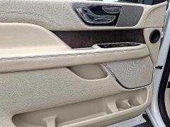 Used 2020 Lincoln Navigator 4d SUV 4WD Reserve at Peters Auto Mall near High Point, NC