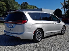Used 2023  Chrysler Pacifica Hybrid Limited FWD at Peters Auto Mall near High Point&comma; NC