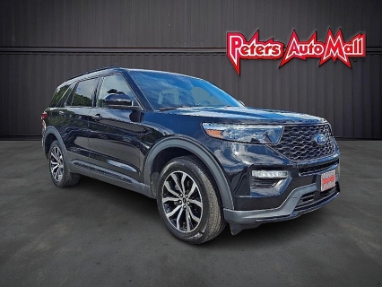 2022 Ford Explorer ST's photo