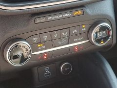Used 2020  Ford Escape 4d SUV FWD SE at Peters Auto Mall near High Point&comma; NC
