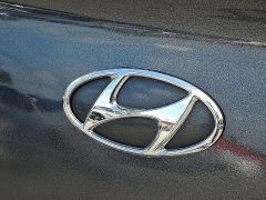 Used 2020 Hyundai Elantra 4d Sedan SEL at Peters Auto Mall near High Point, NC