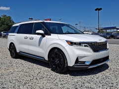  2022 Kia Carnival SX Prestige FWD at Peters Auto Mall near High Point, NC