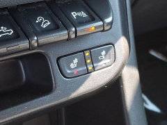 Used 2021  Chevrolet Colorado 4WD Crew Cab 128" Z71 at Peters Auto Mall near High Point&comma; NC