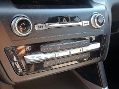 Used 2020  Ford Explorer 4d SUV 4WD XLT 2.3L EcoBoost at Peters Auto Mall near High Point, NC