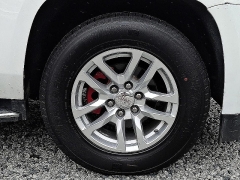 Used 2020  GMC Yukon XL 4d SUV RWD SLE at Peters Auto Mall near High Point&comma; NC