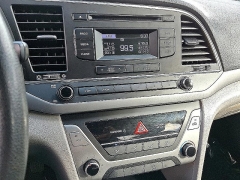 Used 2017  Hyundai Elantra 4d Sedan SE Auto at Peters Auto Mall near High Point&comma; NC