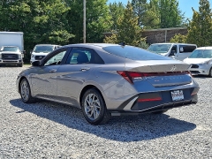 Used 2024  Hyundai Elantra SEL IVT at Peters Auto Mall near High Point&comma; NC
