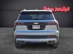 Used 2025  Chevrolet Traverse AWD 4dr LT w&sol;2LT at Peters Auto Mall near High Point&comma; NC