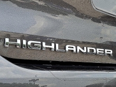 Used 2021  Toyota Highlander Limited FWD at Peters Auto Mall near High Point&comma; NC