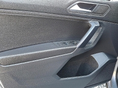 Used 2021  Volkswagen Tiguan 2&period;0T SE 4MOTION at Peters Auto Mall near High Point&comma; NC