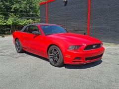  2014 Ford Mustang 2d Convertible at Peters Auto Mall near High Point, NC