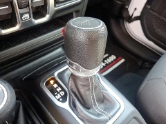 Used 2023 Jeep Gladiator Overland 4x4 at Peters Auto Mall near High Point, NC