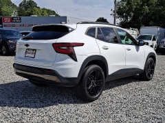 Used 2025  Chevrolet Trax FWD 4dr ACTIV at Peters Auto Mall near High Point&comma; NC