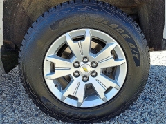 Used 2022  Chevrolet Colorado 4WD Ext Cab 128" LT at Peters Auto Mall near High Point, NC