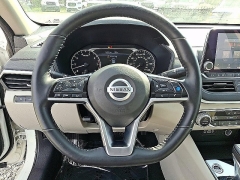 Used 2020  Nissan Altima 4d Sedan AWD 2&period;5L SV at Peters Auto Mall near High Point&comma; NC
