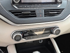 Used 2020  Nissan Altima 4d Sedan AWD 2&period;5L SV at Peters Auto Mall near High Point&comma; NC